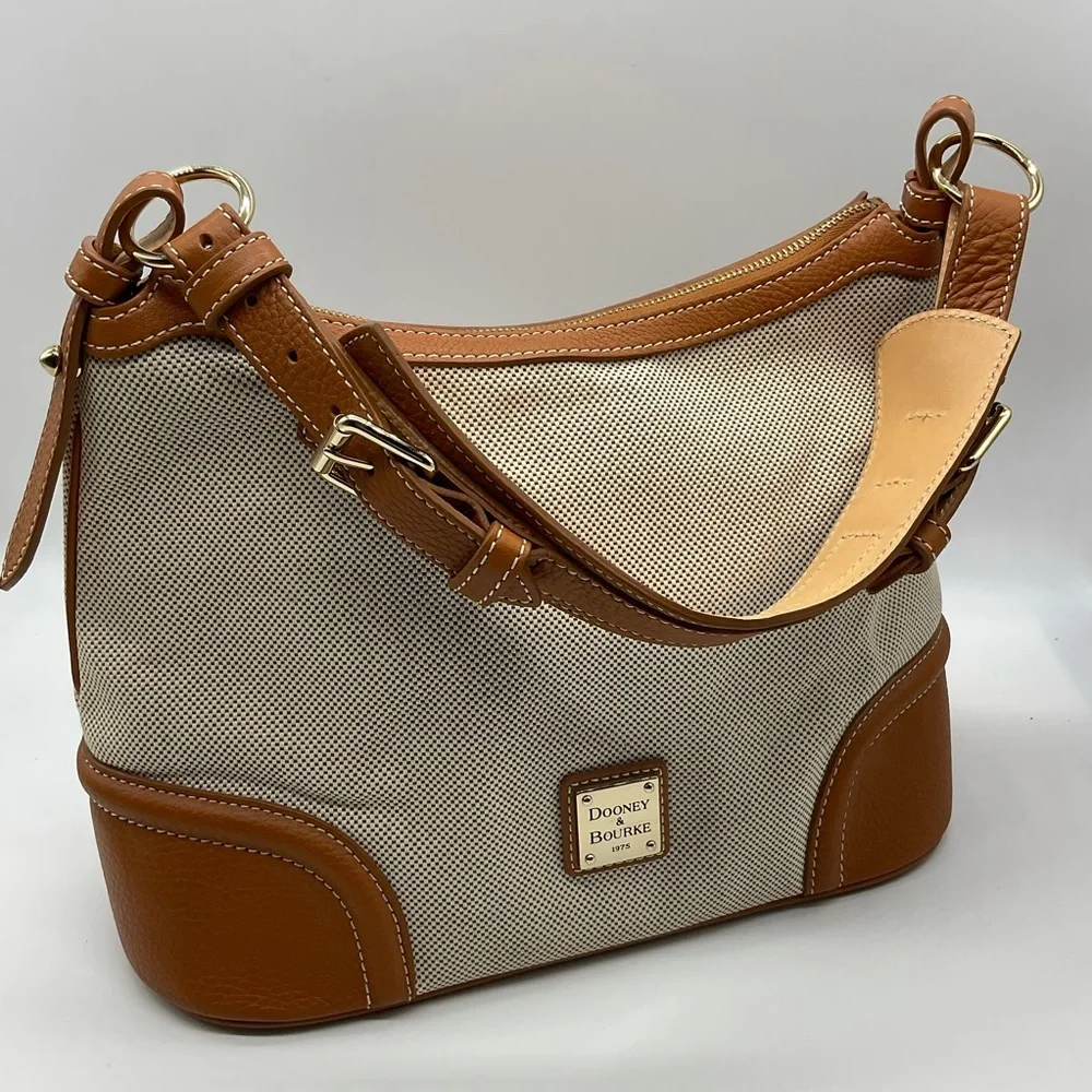 Dooney and Bourke Purse - Picture 4 of 6